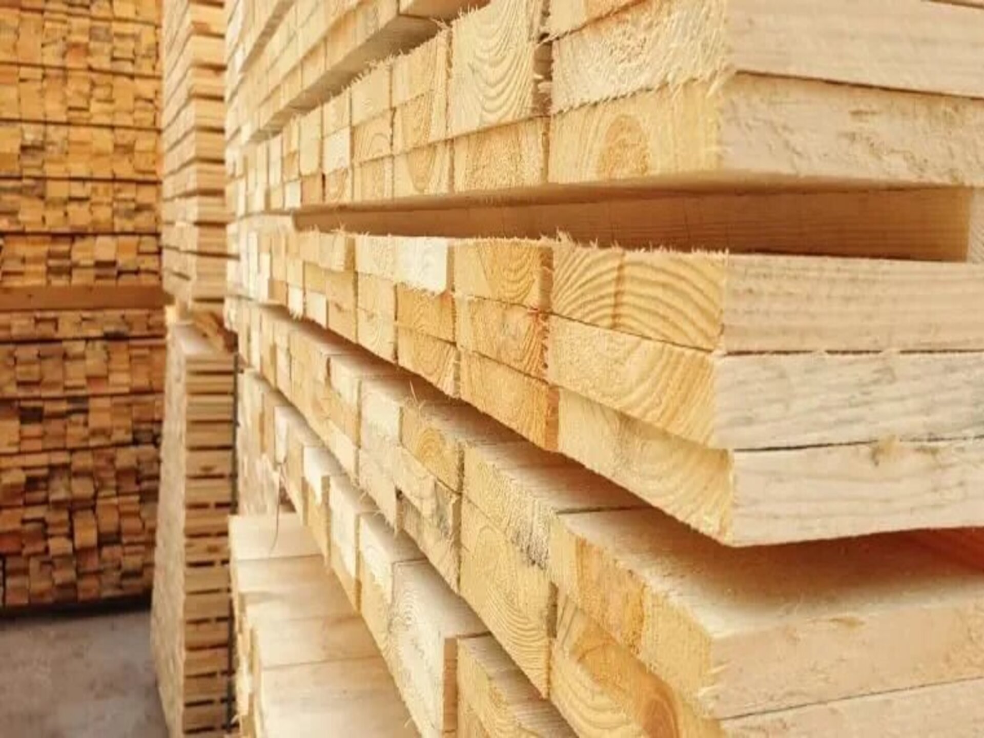 Древесина для кровли: как выбрать, обработать и сохранить на века